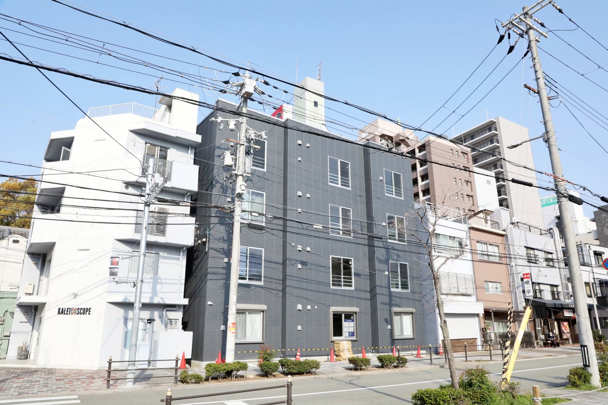 Stark Osaka Higashimikuni building exterior from street